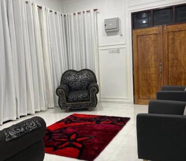 Kampung Semut Api House | ADDA Guest House