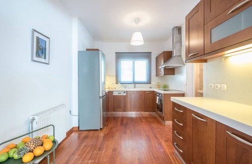 Elliniko Villa | Adelos III Bloom Villa – 5BR 360m² - Sauna - Rooftop