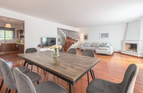 Elliniko Villa | Adelos III Bloom Villa – 5BR 360m² - Sauna - Rooftop