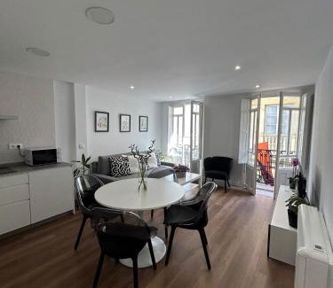 Pontedeume Apartment | Adiva Suite