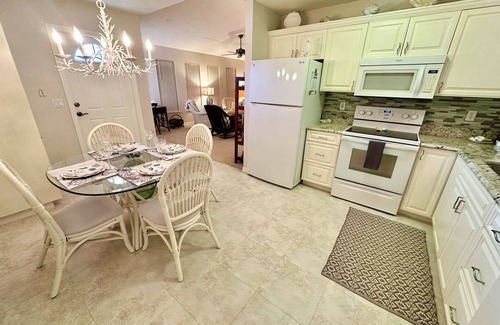 Nettles Island House | Adorable 2 bed 1 full bath beach bungalow is sure to please!