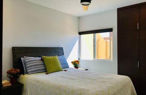 La Fonda House | Adorable Casita w/Estuary & Ocean Views