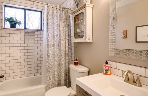 Durango House | Adorable Home 1 block from River & 5 min to Downtown.