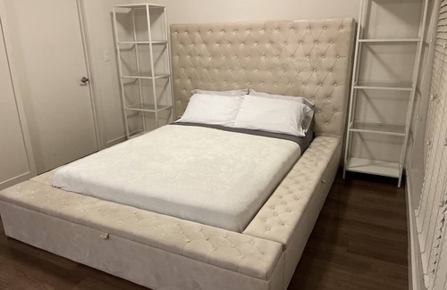 Wilshire Center Apartment | Adorable Studio in Ktown- 10mins from DTLA!