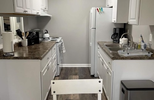 Holly Apartment | Adventure Acres- Suite C1