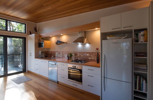 Adventure Bay House | Adventure Bay Beach House