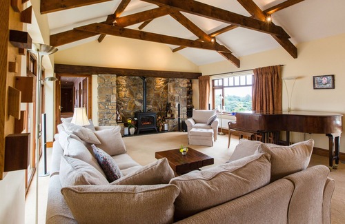 Eglwyswrw Bed & Breakfast | Ael Y Bryn Bed and Breakfast