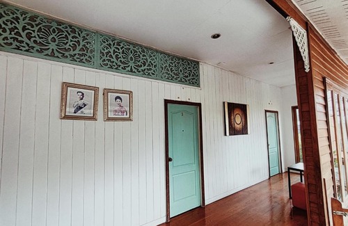 Thani Resort | Aen Guy Boutique Hotel