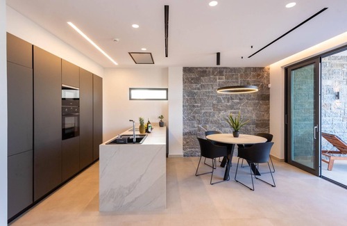 Anissaras Villa | Aethra Deluxe Villa with pool, 700m from Beach