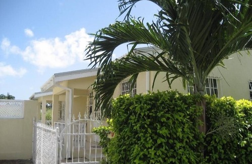 Welches Apartment | Affinity Villas Apartment 1 Tranquil location, close to beach