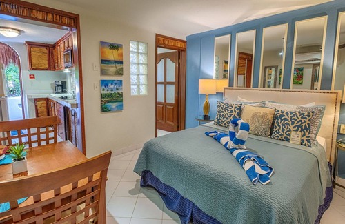 Akumal Cabin | Affordable and Beautiful Studio on Half Moon Bay!