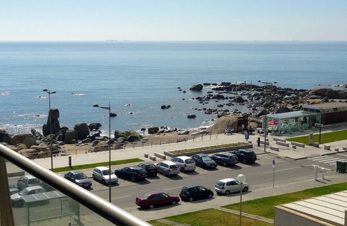 Canidelo Apartment | Affordable Luxury Beach Apartment with superb sea view 10 minutes from Porto