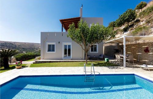 Agia Triada Villa | Agios Antonios Villas