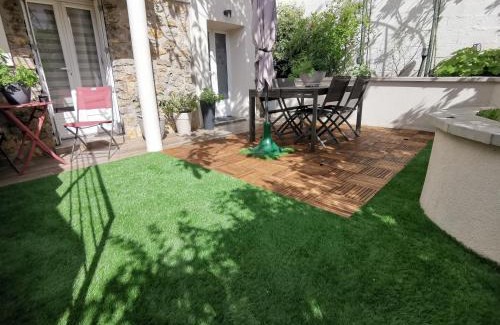 Rosny-sous-Bois Apartment | Agréable logis au calme avec jardin entre PARIS et EURODISNEY