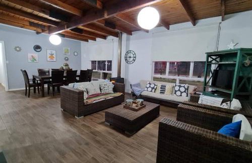 Quillon House | Agradable casa con Tina de agua Caliente y Piscina