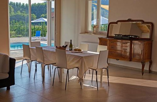 Lauriano House | Agriturismo Casa Matilde