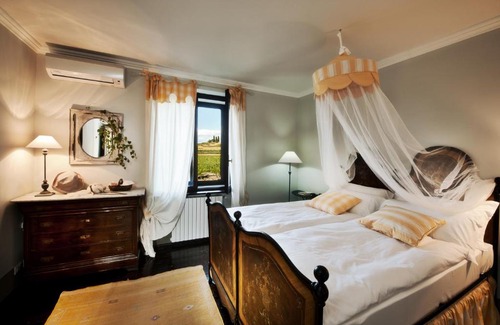 Buttrio House | Agriturismo Tra Le Vigne