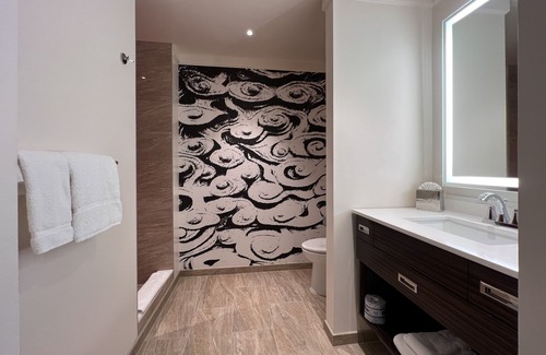 Gateway District Hotel | Ahern Hotel Las Vegas