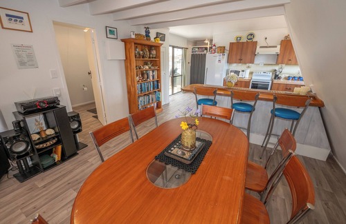 Ahipara House | Ahiparadise - Ahipara Holiday Home