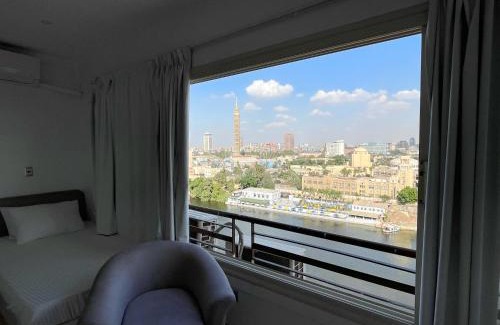 Al Duqqi Apartment | Ahmed El Badawy Nile Front
