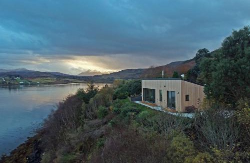 Achachork House | Air an Oir - Skye Self Catering