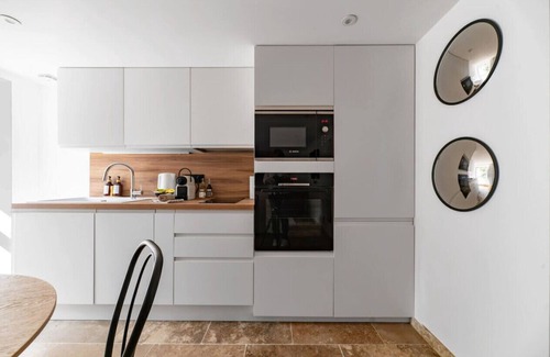 Cœur de Ville Apartment | Air-cond and designer apartment with terrace