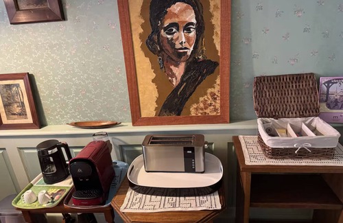 Mirepoix Apartment | Air-conditioned City Center Apartment