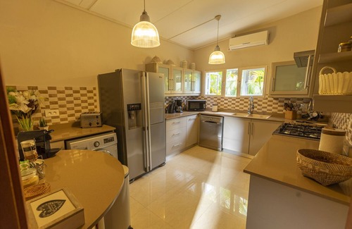 Belle Mare Villa | AIR CONDITIONED VILLA 3 BEDROOMS WITH PRIVATE POOL BELLE MARE PLAGE