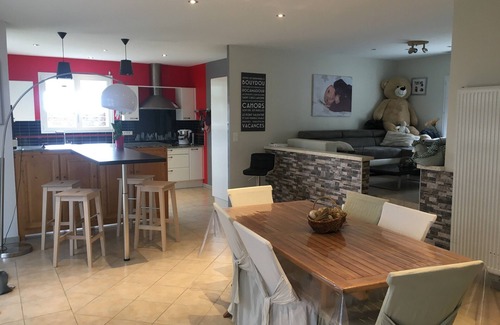 Cahors House | AIR-CONDITIONED VILLA WITH SPA IN THE HILLS ABOVE CAHORS