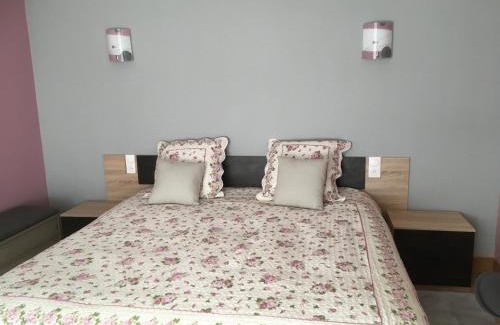 Saint-Loubouer Apartment | air de campagne