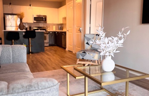 Lakeview Apartment | Airway Oasis at Dulles ~ Near IAD!