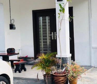 Kota Sarang Semut House | Aisyy homestay