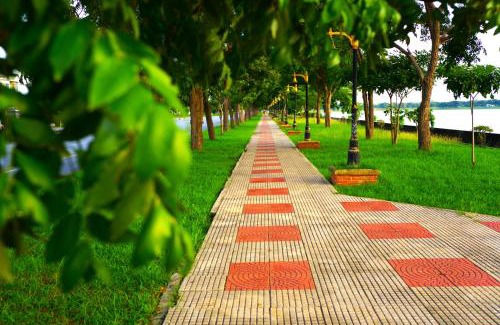 Ayutthaya Villa | AkiraSunRice Villa calme, jardin et rizières
