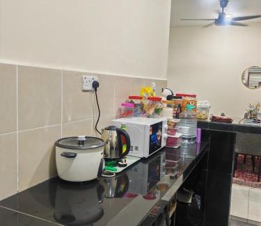 Kampung Jelatang House | Alangstay