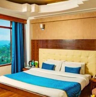 Knollswood Hotel | Alarks Inn