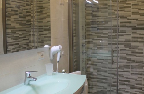 Maccagno Hotel | Albergo Paradiso