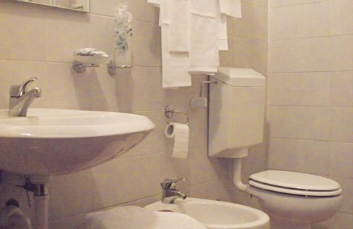 Castelnuovo don Bosco Hotel | Albergo Ciocca