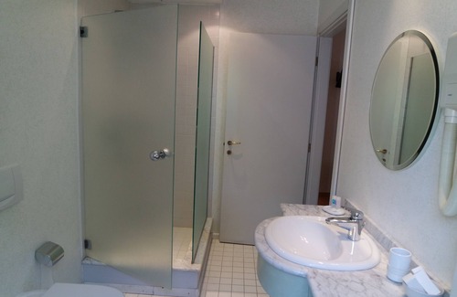 Porto Valtravaglia Hotel | Albergo Del Sole