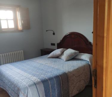 O Cebreiro House | Albergueria Frade