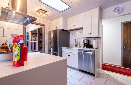 Nob Hill House | Albuquerque Oasis in Nob Hill w/Private Back Yard, Theater, & Game Room