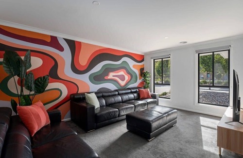 Thurgoona House | Albury Funk Summary: