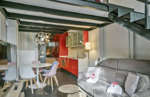 La Maternitat i Sant Ramon Apartment | ALCAM SOCCER LOFT APARTMENT