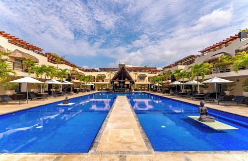 Downtown Apartment | Aldea Thai by AR Vacations