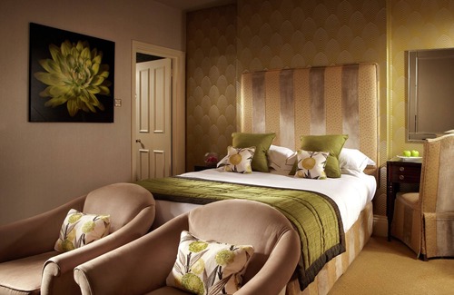 Crawley Down Hotel | Alexander House And Utopia Spa