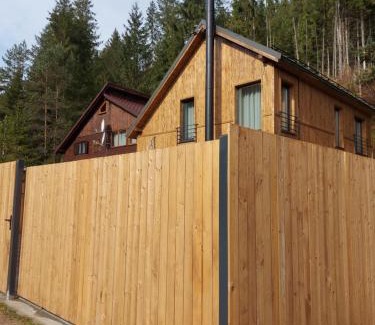 Risca House | ALEXANDER Ski Lake View