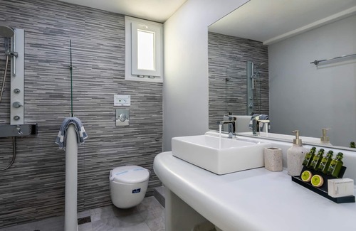 Milos Hotel | Alexandros Village