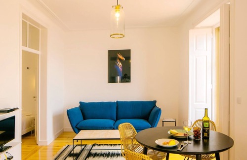 Se Apartment | Alfama Balcony River View by LovelyStay