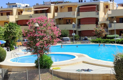 Lido Apartment | Alghero Lido beach front home with pool