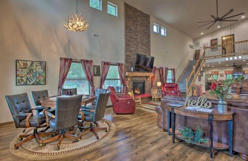 Kingston House | All-Encompassing Family Retreat Near Lake Texoma!