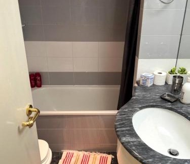 Lumiar Apartment | All in One City Flat - Pool, parking & nomad